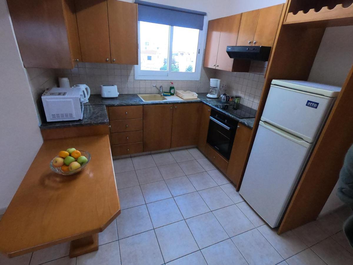 Amelia Two Bedroom Apartment - 201 Paphos Exterior photo